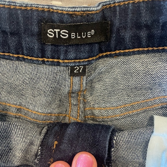 STS blue denim shorts - Picture 2 of 3